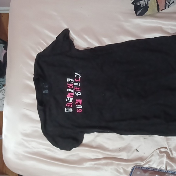 Hot topic 'machine gun kelly' tee - Picture 1 of 4